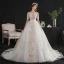 Abordable Ivoire Robe De Mariée 2020 Princesse De l'épaule Manches Courtes Dos Nu Glitter Appliques En Dentelle Chapel Train Volants