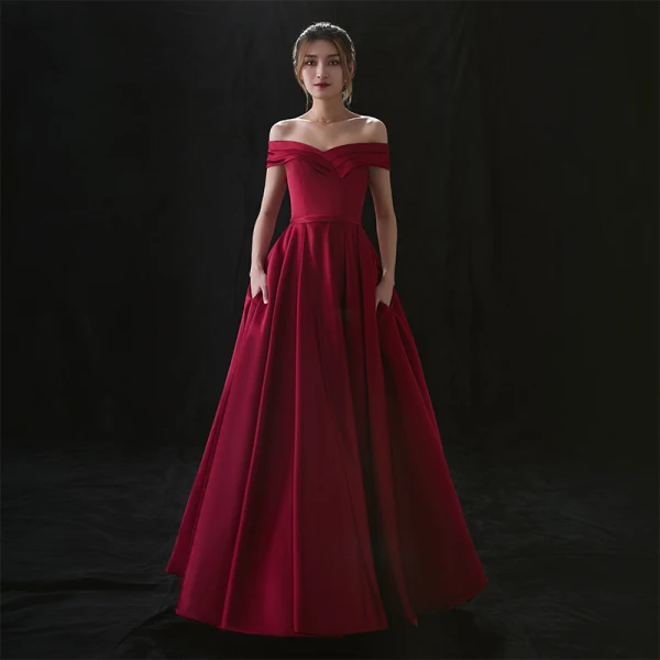 Haut de Gamme Bordeaux Satin Robe De Soirée 2020 Princesse De l'épaule Manches Courtes Ceinture Longue Volants Robe De Ceremonie