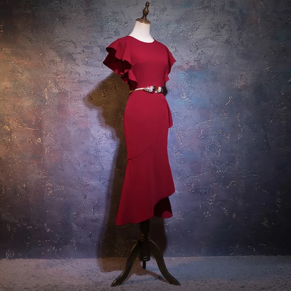 Chic / Beautiful Burgundy Evening Dresses 2019 Trumpet / Mermaid Scoop Neck Short Sleeve Metal Rhinestone Sash Short Ruffle Formal Dresses