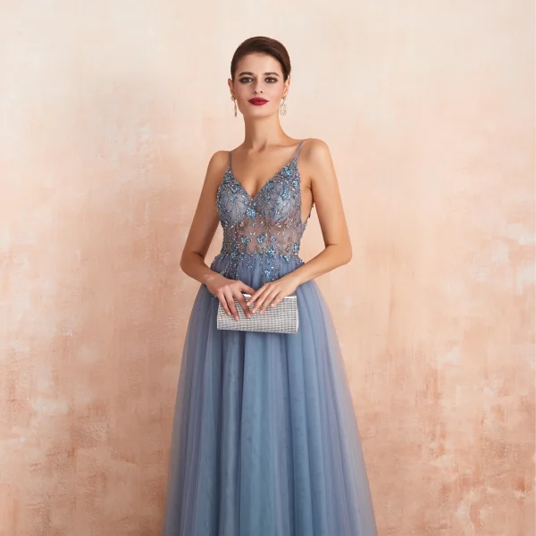 High End Sexy Himmelblau Durchsichtige Abendkleider 2020 A Linie Spaghettiträger Ärmellos Perlenstickerei Gespaltete Front Sweep / Pinsel Zug Rüschen Rückenfreies Festliche Kleider