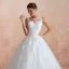 Chic / Belle Ivoire Transparentes Robe De Mariée 2020 Robe Boule Encolure Dégagée Sans Manches Appliques En Dentelle Chapel Train Volants