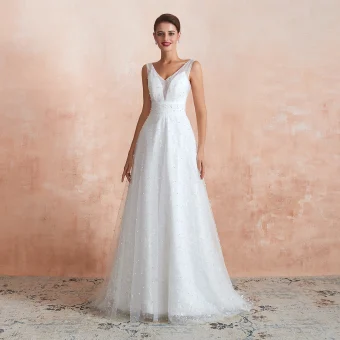 Haut De Gamme Légère Ivoire Jardin Extérieur Robe De Mariée 2020 Princesse V Cou Sans Manches Dos Nu Perlage Perle Brodé En Dentelle Train De Balayage Volants