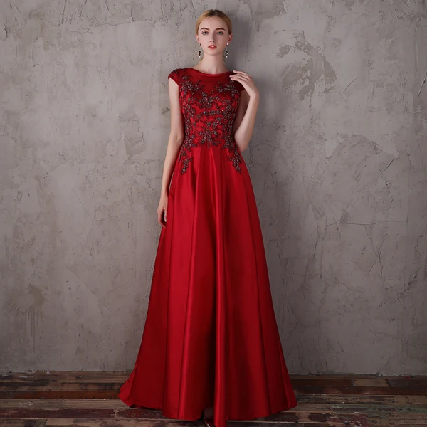 Élégant Rouge Robe De Soirée 2018 Princesse Encolure Dégagée Sans Manches Perlage Paillettes Train De Balayage Volants Dos Nu Robe De Ceremonie