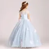 Hada de las flores Azul Cielo Vestidos para niñas 2017 Ball Gown Scoop Escote Mangas de la tapa Apliques Flor Largos Ruffle Sin Espalda Vestidos para bodas