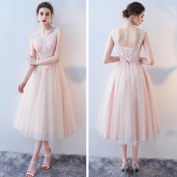 Chic / Belle Perle Rose Robe Demoiselle D'honneur 2018 Princesse Appliques En Dentelle Thé Longueur Volants Dos Nu Robe Pour Mariage