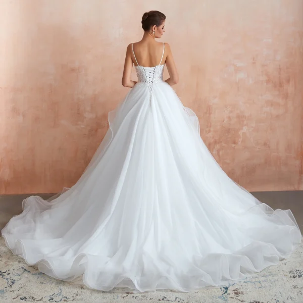 Illusion Ivory Wedding Dresses 2020 Ball Gown Spaghetti Straps Sleeveless Backless Lace