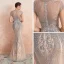 Haut de Gamme Champagne Transparentes Robe De Soirée 2020 Trompette / Sirène Encolure Dégagée Manches Courtes Fait main Perlage Train De Balayage Robe De Ceremonie