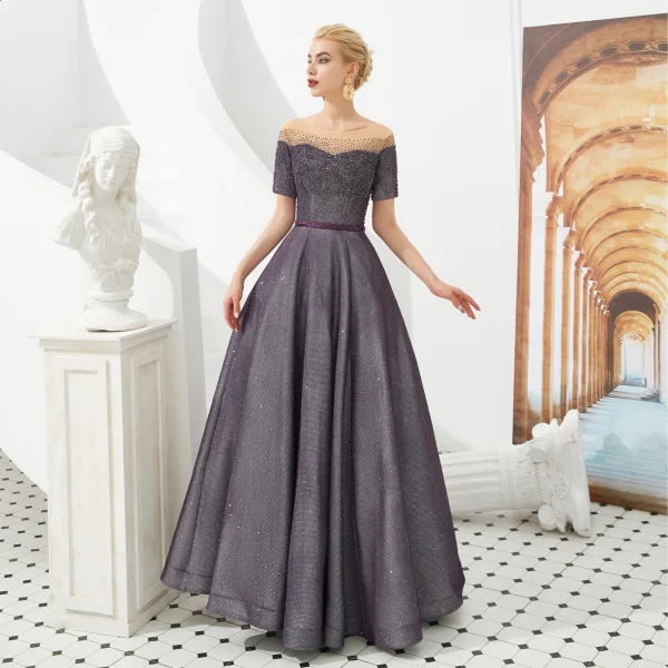 High End Durchsichtige Traube Abendkleider 2020 A Linie Rundhalsausschnitt Kurze Ärmel Glanz Polyester Handgefertigt Perlenstickerei Stoffgürtel Lange Rückenfreies Festliche Kleider