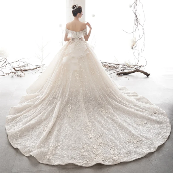 Sparkly Champagne Wedding Dresses 2020 Ball Gown Off-The-Shoulder Short Sleeve Backless Glitter Sequins Tulle Appliques Lace Beading Cathedral Train Ruffle