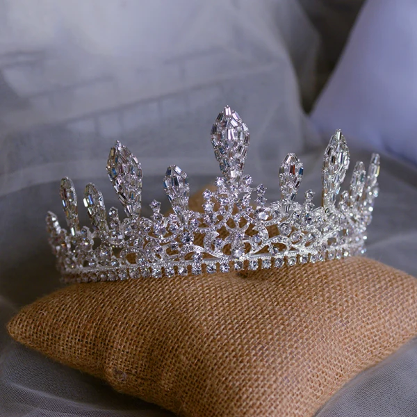Snygga / Fina Brud Huvudbonad 2020 Metall Rhinestone Tiara Bröllop Tillbehör