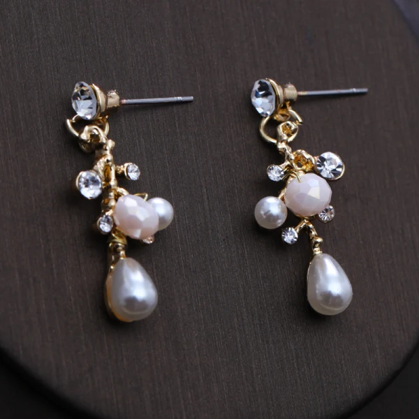 Fine Gull Brudesmykker 2020 Metall Beading Perle Rhinestone Halskjede Øredobber Tiara Bryllup Tilbehør