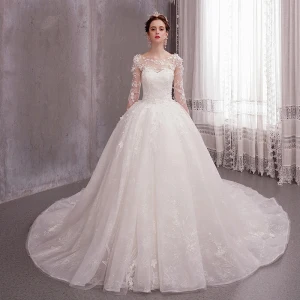 Romantique Ivoire Transparentes Robe De Mariée 2020 Robe Boule Encolure Dégagée Manches Longues Dos Nu Glitter Tulle Appliques En Dentelle Fleur Perlage Chapel Train