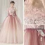 Charmant Rosa Ballkleider 2020 Ballkleid Off Shoulder Kurze Ärmel Glanz Tülle Applikationen Spitze Perlenstickerei Feder Lange Rüschen Rückenfreies Festliche Kleider