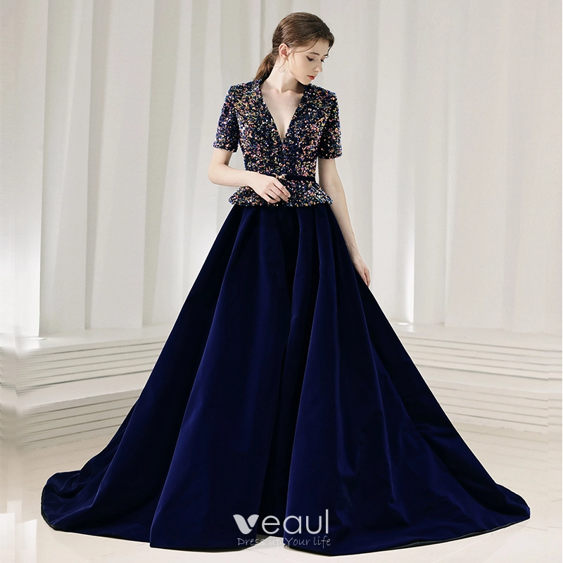 Mode Bleu Marine Daim Hiver Robe De Soiree 2020 Princesse V Cou Manches Courtes Ceinture Paillettes Tribunal Train Volants Robe De Ceremonie