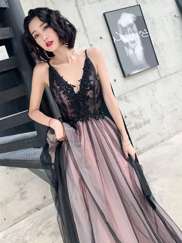 Sexy Noire Robe De Soirée 2020 Princesse Bretelles Spaghetti Sans Manches Appliques En Dentelle Perlage Longue Volants Dos Nu Robe De Ceremonie
