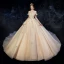 Chic / Belle Champagne Robe De Mariée 2020 Robe Boule De l'épaule Manches Courtes Dos Nu Perlage Appliques En Dentelle Chapel Train Volants