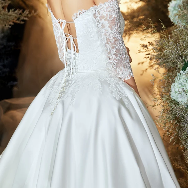 Schöne Ivory / Creme Satin Garten / Im Freien Brautkleider / Hochzeitskleider 2020 A Linie Off Shoulder 3/4 Ärmel Rückenfreies Applikationen Spitze Sweep / Pinsel Zug