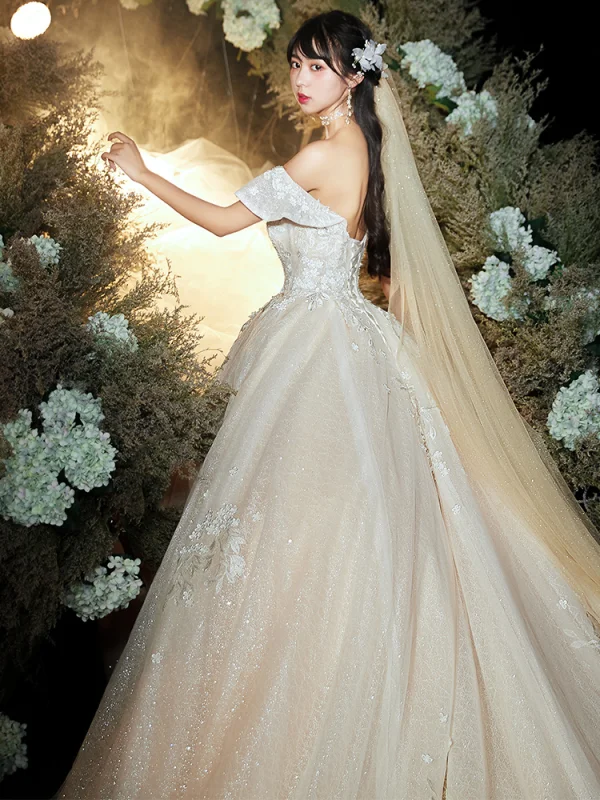 Chic / Beautiful Champagne Wedding Dresses 2020 Ball Gown Off-The-Shoulder Short Sleeve Backless Glitter Tulle Appliques Lace Flower Beading Cathedral Train Ruffle