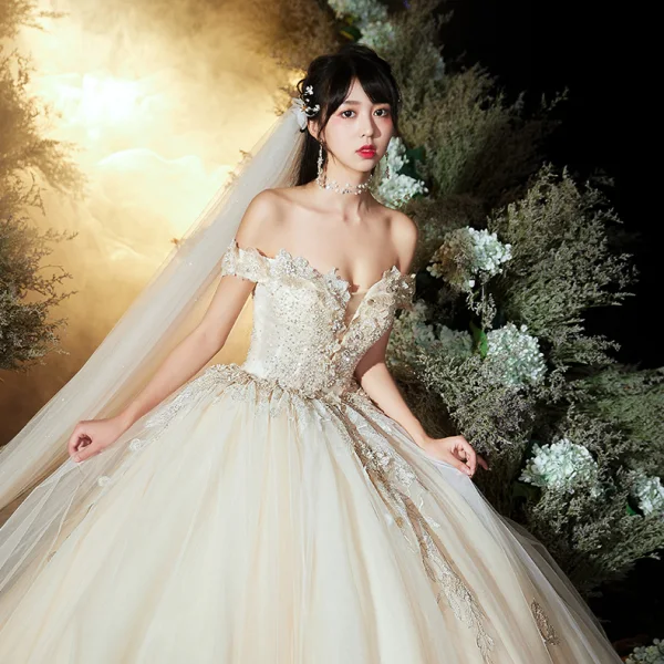 Luxury / Gorgeous Champagne Wedding Dresses 2020 Ball Gown Off-The-Shoulder Short Sleeve Backless Appliques Lace Beading Sequins Chapel Train Ruffle