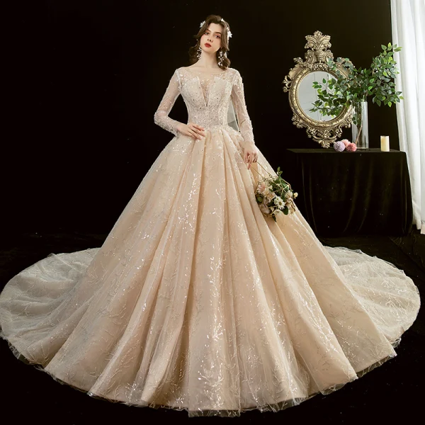 Schöne Champagner Durchsichtige Brautkleider / Hochzeitskleider 2020 Ballkleid Eckiger Ausschnitt Lange Ärmel Rückenfreies Glanz Tülle Applikationen Spitze Perlenstickerei Kathedrale Schleppe Rüschen