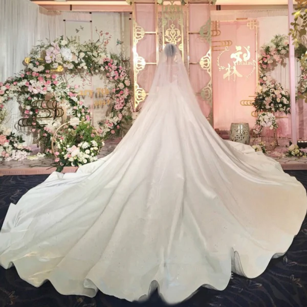 Chic / Belle Ivoire Satin Transparentes Robe De Mariée 2020 Princesse Encolure Dégagée 3/4 Manches Dos Nu Appliques En Dentelle Cathedral Train Volants