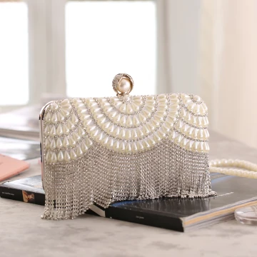 Mote Sølv Patent Lær Rhinestone Dusk Håndvesken 2020 Metall Perle Aften Tilbehør