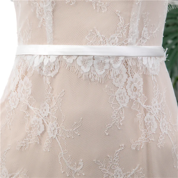 Chic / Beautiful Outdoor / Garden Champagne Lace Wedding Dresses 2020 Trumpet / Mermaid V-Neck Short Sleeve Backless Pearl Sash Sweep Train Ruffle