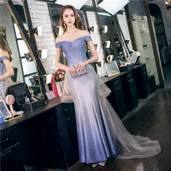 Chic / Belle Bleu Ciel Dégradé De Couleur Robe De Soirée 2020 Trompette / Sirène De l'épaule Manches Courtes Glitter Polyester Train De Balayage Dos Nu Robe De Ceremonie