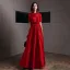 Chic / Belle Rouge Satin Robe De Soirée 2020 Princesse Col Haut Manches Courtes Appliques Fleur Ceinture Longue Volants Robe De Ceremonie