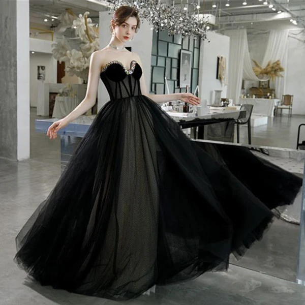 Elegant Svart Ballkjoler 2020 Prinsesse Kjæreste Uten Ermer Rhinestone Beading Lange Ryggløse Formelle Kjoler