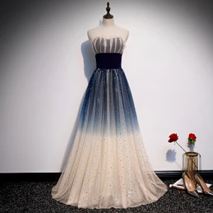 Elegant Mørk Marineblå Gradient Farge Selskapskjoler 2020 Prinsesse Kjæreste Uten Ermer Glitter Tyll Lange Buste Ryggløse Formelle Kjoler