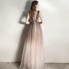 Iluzja Brązowy Przezroczyste Sukienki Wieczorowe 2020 Princessa Wysokiej Szyi Bez Rękawów Rhinestone Szarfa Długie Wzburzyć Sukienki Wizytowe
