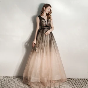 Chic Beautiful Black Gradient Color Evening Dresses 2020 A Line Princess Deep V Neck Sleeveless Glitter Tulle Floor Length Long Ruffle Backless Formal Dresses