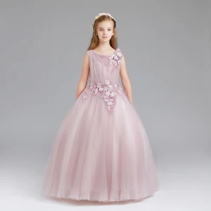 Chic Beautiful Blushing Pink Flower Girl Dresses 2017 Ball Gown Scoop Neck Sleeveless Appliques Flower Floor Length Long Ruffle Wedding Party Dresses