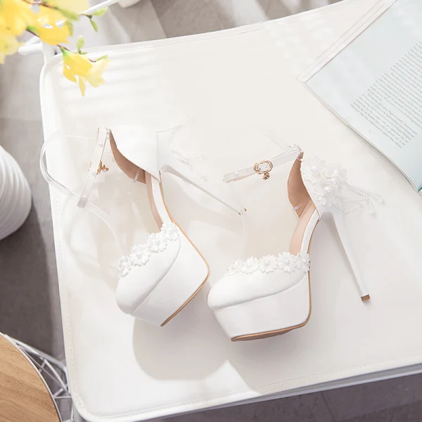 Modern / Fashion White Wedding Shoes 2018 Lace Flower Ankle Strap Pearl Tassel 14 cm Stiletto Heels Round Toe Wedding High Heels