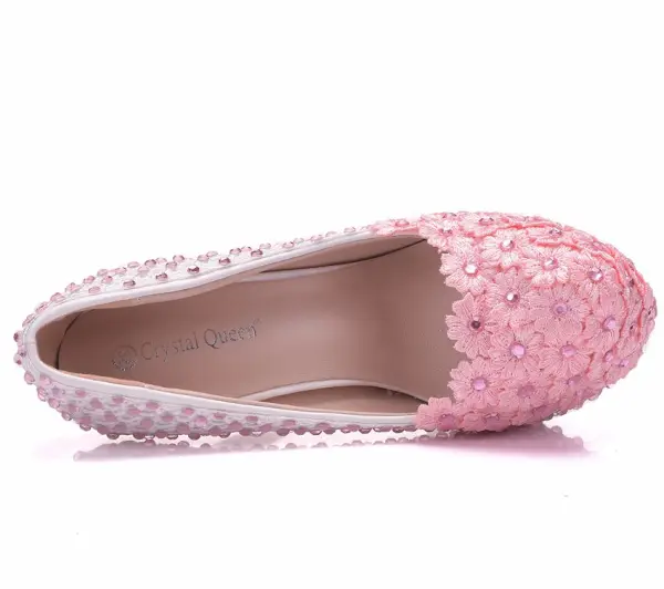 Lovely Blushing Pink Wedding Shoes 2018 Lace Flower Rhinestone 14 cm Stiletto Heels Round Toe Wedding Pumps