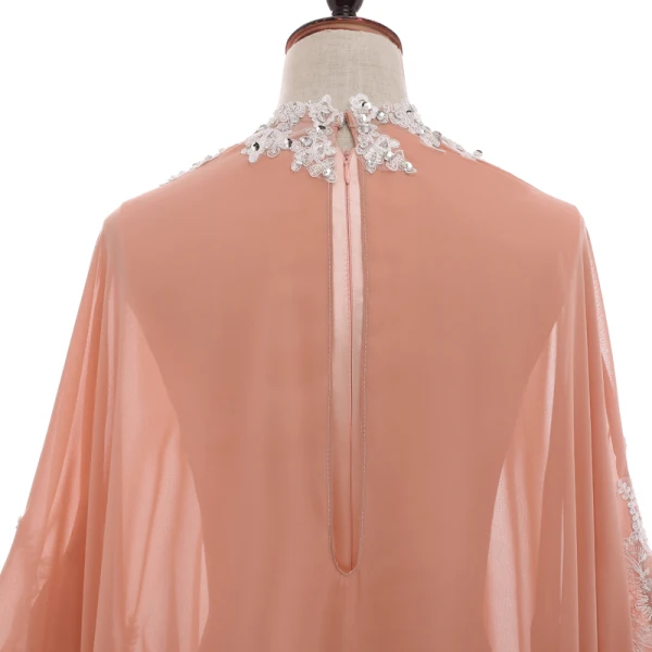 Vintage 2 Bit Pärla Rosa Aftonklänningar 2018 Prinsessa Urringning Appliqués Spets Långärmad Långa Formella Klänningar