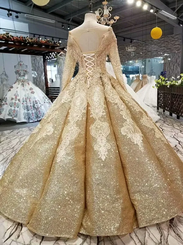 Luxe Doré Robe De Mariée 2019 Robe Boule Glitter Tulle Encolure Dégagée Perlage Cristal Gland En Dentelle Fleur Manches Longues Dos Nu Royal Train