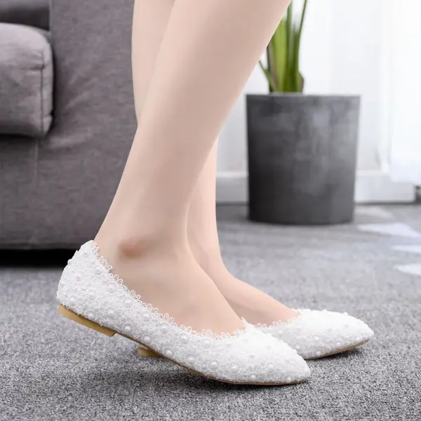 Chic / Beautiful White Pearl Lace Flower Flat Wedding Shoes 2021 Pointed Toe Wedding