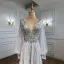 Charmant High End Beige Abendkleider 2021 A Linie V-Ausschnitt Perlenstickerei Strass Pailletten Lange Ärmel Rückenfreies Sweep / Pinsel Zug Abend Festliche Kleider