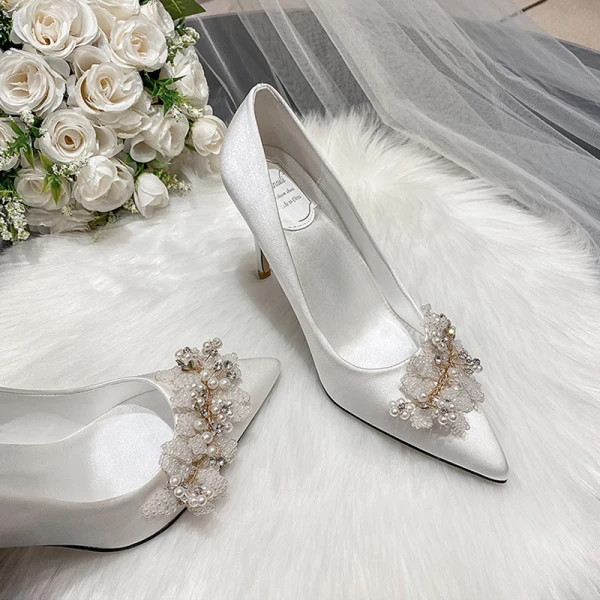 Elegant Ivory Beading Pearl Rhinestone Wedding Shoes 2022 9 cm Stiletto Heels Pointed Toe Wedding Pumps High Heels