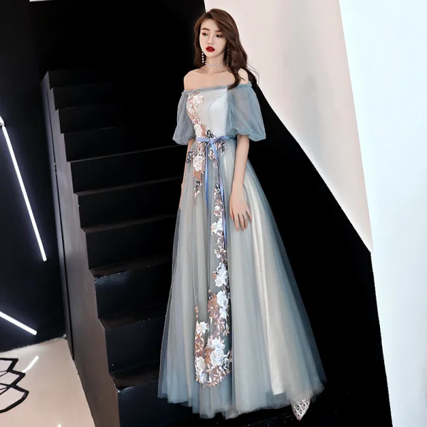 Chic / Beautiful Grey Evening Dresses 2019 A-Line / Princess Off-The-Shoulder Lace Flower Bow Short Sleeve Backless Floor-Length / Long Formal Dresses