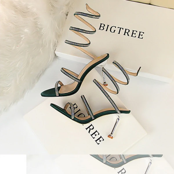 Charmant Argenté Soirée Chaussures Femmes 2019 Faux Diamant 8 cm Talons Aiguilles Peep Toes / Bout Ouvert Talons Hauts