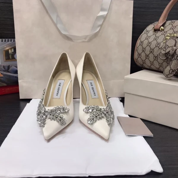 Schöne Ivory / Creme Abend Strass Pumps 2021 Leder 8 cm Stilettos Spitzschuh Pumps Hochhackige