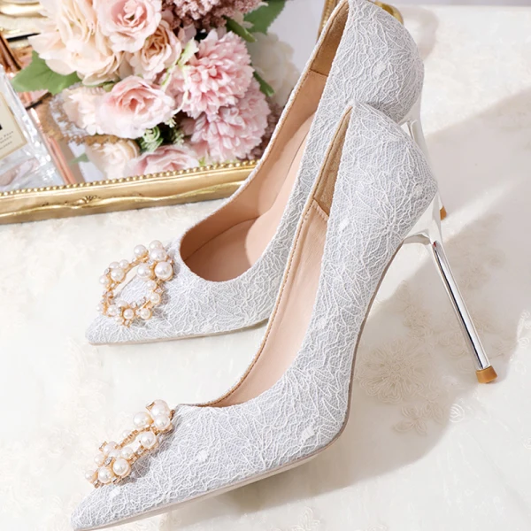 Charming Silver Lace Wedding Shoes 2020 Pearl Rhinestone 10 cm Stiletto Heels Pointed Toe Wedding Pumps