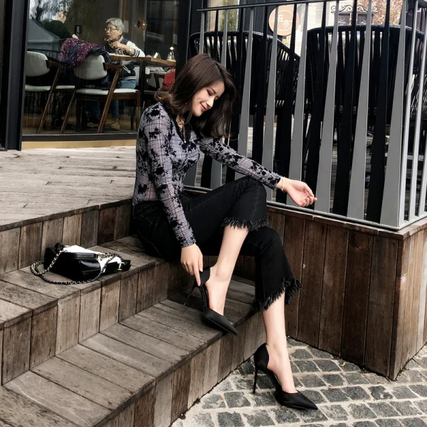 Simple Nues Vêtement de rue Chaussures Femmes 2020 Satin 10 cm Talons Aiguilles À Bout Pointu Talons