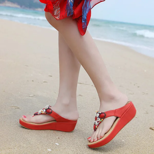 Bohême Rouge Plage Pantoufle & Tongs 2020 Cristal Faux Diamant Plateforme Peep Toes / Bout Ouvert Plat Chaussures Femmes