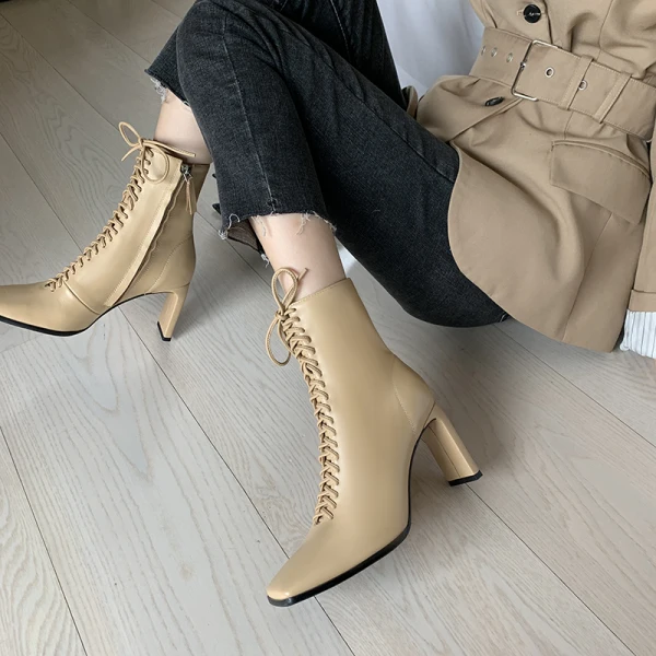 Schlicht Winter Beige Strassenmode Ankle Boots Stiefel Damen 2020 Leder 8 cm Thick Heels Quadratische Zehe Stiefel