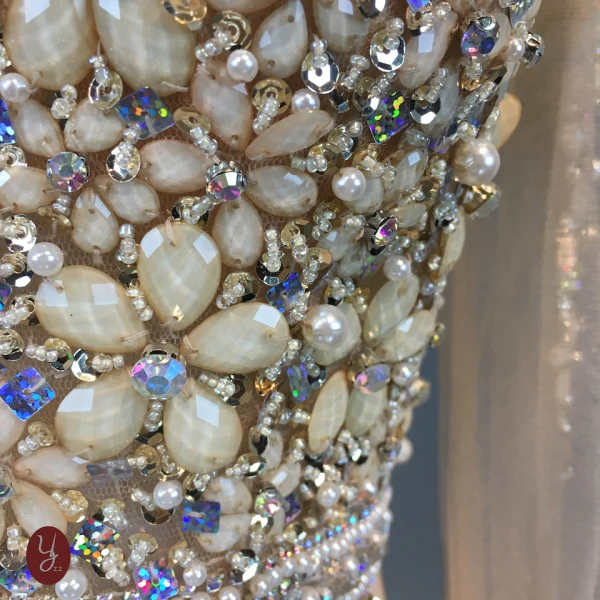 Luxury / Gorgeous Champagne Evening Dresses 2018 Trumpet / Mermaid Beading Crystal Pearl Rhinestone Sequins Scoop Neck Long Sleeve Sweep Train Formal Dresses