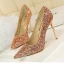 Glittrande Champagne Afton Paljetter Pumps 2021 Högklackade 9 cm Stilettklackar Spetsiga Pumps